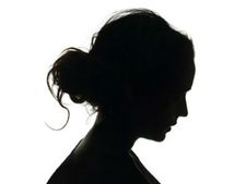 വനിതാ വെഹിക്കിള്‍ ഇന്‍സ്‌പെക്ടര്‍ക്ക് ബസുടമയുടെ തെറിയഭിഷേകം: സംഭവം  തൃശൂരില്‍!