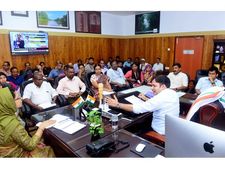  വെസ്റ്റ് നൈല്‍; വിസിആര്‍സി സംഘം ബുധനാഴ്ച്ച മലപ്പുറം  ജില്ലയില്‍, മരിച്ച കുട്ടിയുടെ വീട് വിദഗ്ധ പരിശോധന നടത്തും