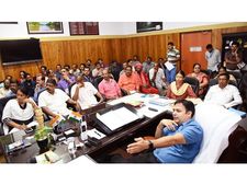  ലോകസഭാ തെരഞ്ഞെടുപ്പ്; മലപ്പുറത്ത് വോട്ടിംഗ് മെഷീന്‍ സെറ്റിംഗ് 16 ന് തുടങ്ങും രണ്ടാം ഘട്ട റാന്‍ഡമൈസേഷന്‍ പൂര്‍ത്തിയായി