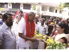 തൃശൂരിൽ പ്രചാരണചൂടില്‍ സ്ഥാനാര്‍ഥികള്‍; മണലൂരില്‍ രണ്ടാംഘട്ടം പൂര്‍ത്തിയാക്കി രാജാജി, 