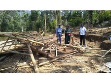  ചിന്നക്കനാലില്‍ ഭൂമാഫിയ പട്ടയ സ്ഥലം കയ്യടക്കുവാന്‍ ശ്രമം നടത്തുന്നു...  വനം വകുപ്പിന്റെ ഒത്താശയുണ്ടെന്ന് ആരോപണം..!!!!