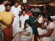  കിച്ചുവില്ലാതെ കിച്ചൂസിൽ പാലു കാച്ചി!, കൃപേഷിന്റെ കുടുംബത്തെ നെഞ്ചോട്‌ ചേർത്ത് ഹൈബി ഈഡൻ