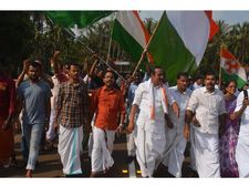 സിപിഎം വ്യക്തിഹത്യ  ആരംഭിച്ചിരിക്കുകയാണ്; വികസനം ചർച്ച ചെയ്യാൻ സിപിഎമ്മിനെ വെല്ലുവിളിച്ച് എം.കെ രാഘവൻ!