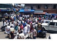  മലപ്പുറത്ത് പരിസ്ഥിതി പ്രവര്‍ത്തകരെ മര്‍ദിച്ച സംഭവം: പ്രതിഷേധത്തിന് സുരക്ഷ നൽകി യുഡിഎഫ്