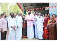 രാഹുലിനെതിരെ ശക്തമായ പ്രചരണം നടത്താന്‍ ഇടതുനീക്കം; പ്രവര്‍ത്തകരെ ഒന്നടങ്കം പ്രചരണത്തിനെത്തിക്കാന്‍ ശ്രമം തുടങ്ങി, യുഡിഎഫിനൊപ്പം ചേരാനാവാതെ ത്രിശങ്കുവിലായി കേരളാ കോണ്‍ഗ്രസ് എം!