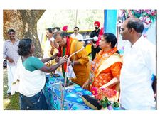  തുഷാർ വെള്ളാപ്പള്ളി മൂന്നാം ഘട്ട പ്രചാരണം തുടങ്ങി; അമിത് ഷാ അടക്കമുള്ള ദേശീയ നേതാക്കളെത്തും