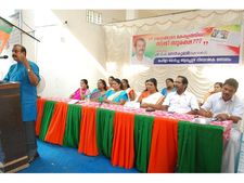 പോലീസ് സേനയെ സർക്കാർ മാർക്‌സിസ്റ്റ് വത്ക്കരിച്ചു; സിപിഎം ഏരിയ കമ്മിറ്റി ഓഫീസിൽനിന്ന് നൽകുന്ന നിർദേശമനുസരിച്ചാണെന്ന്  ടിപി സെൻകുമാർ