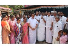 സിപിഎം കമ്യൂണിസം വിട്ട് ക്രിമിനലിസത്തിലേക്കെന്ന് വിഎം സുധീരൻ: വിമര്‍ശനം സ്ഥാനാര്‍ത്തിത്വത്തിനെതിരെ!!