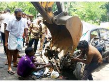  വയനാട്ടില്‍ വീണ്ടും വാഹനാപകടം: കെ എസ് ആര്‍ ടി സി ബസും കാറും കൂട്ടിയിടിച്ച് കോഴിക്കോട് സ്വദേശി മരിച്ചു; സംഭവം മുത്തങ്ങയില്‍