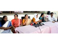 തൊടുപുഴയില്‍ വനിതാ കമ്മീഷന്‍ മെഗാ അദാലത്ത്: 88 കേസുകള്‍ക്ക് പരിഹാരം, കൂടുതല്‍ കുടുംബ പ്രശ്‌നങ്ങള്‍!