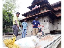ആകാശം നിറയെ കരിമരുന്നിന്റെ വര്‍ണ വിസ്മയം തീര്‍ത്ത് നാളെ തൃശൂര്‍പൂരം സാമ്പിള്‍ വെടിക്കെട്ട്; തിരുവമ്പാടി വിഭാഗങ്ങള്‍ കാത്തുവച്ച പുത്തന്‍ ഇന്ദ്രജാലങ്ങളാണ് സാമ്പിള്‍ വെടിക്കെട്ടില്‍ മാനത്ത് ദൃശ്യമാകുക!