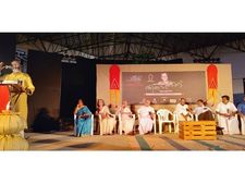 നവകേരളത്തിന്റെ ഭാഗമായി എല്ലാ ജില്ലയിലും 50 കോടി രൂപയുടെ സംസ്കാരിക സമുച്ഛയം പണിയുമെന്ന്  തോമസ് ഐസക്  