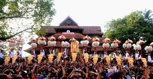 ക്ഷേത്രത്തിനകത്തെ പാണ്ടിമേളം പൂരത്തിനു മാത്രം; പാറമേക്കാവിലമ്മയുടെ പ്രത്യേകാവകാശം
