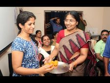 വി മുരളീധരന്റെ മന്ത്രി സ്ഥാനം ഒട്ടും പ്രതീക്ഷിച്ചില്ല; വ്യക്തിപരമായ നേട്ടമല്ല, കേരളത്തിനുള്ള അംഗീകാരമെന്ന് വി മുരളീധന്റെ ഭാര്യ