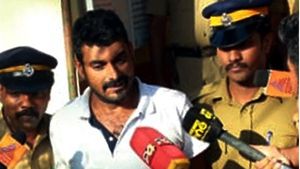   കല്ലട ബസ്സിലെ പീഡന ശ്രമം,  വനിതാ കമ്മീഷന്‍  സ്വമേധയാ കേസെടുത്തു, കല്ലട ബസ് ഉടമയെ കമ്മീഷന്‍  ആസ്ഥാനത്ത് വിളിച്ചു  വരുത്തി  വിശദീകരണം തേടും