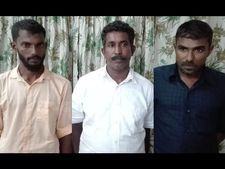 എക്‌സൈസ് സംഘം കഞ്ചാവ് ആവശ്യക്കാരെന്ന് വ്യാജനെയെത്തി പണം നല്‍കി; ചില്ലറ വിൽപ്പനക്കാർക്ക് ആന്ധ്രൽ നിന്ന് കഞ്ചാവ് എത്തിച്ചു കൊടുക്കുന്ന മൂന്ഡ പേർ കുടുങ്ങി!!