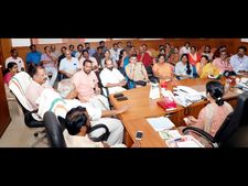 നിപ വൈറസ്;  വ്യാജ പ്രചാരണം നടത്തിയാല്‍ നടപടി, തൃശൂരിൽ 32 പേര്‍ ആരോഗ്യവകുപ്പിന്റെ നിരീക്ഷണത്തിൽ!