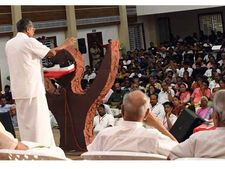  പല മേഖലകളില്‍ നാം വികസിക്കേണ്ടതുണ്ടെന്ന്  മുഖ്യമന്ത്രി പിണറായി വിജയന്‍: ജനപങ്കാളിത്തം അനിവാര്യം!!  