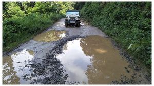  ഇതു തോടല്ല റോഡാണ്.... ശാപമോക്ഷമില്ലാതെ പൊന്മുടി- രാജാക്കാട് ഡാം ടോപ്പ് റോഡ്...!!!