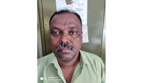 വ്യാജസ്വര്‍ണം പണയംവച്ച് തട്ടിപ്പ്; അന്തര്‍സംസ്ഥാന മോഷ്ടാവ് പിടിയില്‍,  വിവിധ ജില്ലകളിലായി നിരവധി സ്വകാര്യ പണയമിടപാട് സ്ഥാപനങ്ങള്‍ തട്ടിപ്പിനിരയായി,  പിടിയിലായത് തമിഴ്‌നാട് അതിര്‍ത്തിയില്‍നിന്ന്!