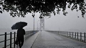  സംസ്ഥാനത്ത് അതിശക്തമായ മഴയ്ക്ക് സാധ്യത; കണ്ണൂര്‍, കാസര്‍കോട് ജില്ലകളില്‍ ഓറഞ്ച് അലേര്‍ട്ട് 