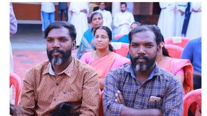 ആഘോഷമായി മലബാറിലെ ആദ്യത്തെ ഇരട്ടകളുടെ സംഗമം: പ്രായഭേദമെന്യേ പങ്കെടുത്തത് 270 ഇരട്ടകൾ