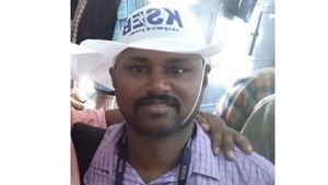 വൈദ്യുതി വകുപ്പ് ജീവനക്കാരൻ ഷോക്കേറ്റ് മരിച്ചു; തകരാർ പരിഹരിക്കുന്നതിനിടെ വൈദ്യുതി പോസ്റ്റിൽ നിന്നാണ് ഷോക്കേറ്റത്
