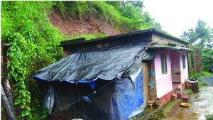   പ്രളയത്തിന് ഒരു വയസ്: ദുരിതമൊഴിയാതെ വയനാട്, വീട്ടിലേക്ക് മടങ്ങാനാവാതെ നിരവധി പേർ