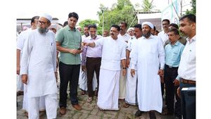  കേരളത്തിലെ ആദ്യ ഹജ് സംഘം ഞായറാഴ്ച്ച കരിപ്പൂരില്‍നിന്നും പുറപ്പെടും,  ആദ്യ സംഘത്തില്‍ 300പേര്‍, മൊത്തം തീര്‍ഥാടകള്‍ 13472 പേര്‍