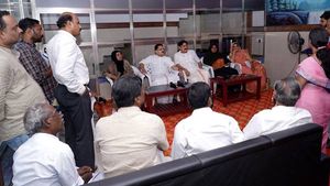   തിരുവനന്തപുരം - കോഴിക്കോട് തീരദേശ പാത;  ഹൈവേ നിര്‍മ്മാണപുരോഗതി  മന്ത്രി ജലീലും സംഘവും  വിലയിരുത്തി