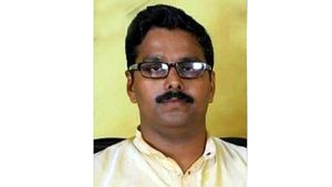 ലോണ്‍ നല്‍കാമെന്ന് പറഞ്ഞ് നൂറ് കണക്കിന് ആളുകളില്‍ നിന്ന് ലക്ഷങ്ങള്‍ തട്ടി മുങ്ങി; പ്രതി തൃശൂരിൽ പിടിയിൽ, കുടുങ്ങിയത് മറ്റൊരു കേസിൽ...