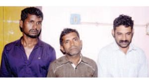 നീലേശ്വരം ചീര്‍മക്കാവ് ഭഗവതി ക്ഷേത്ര കവര്‍ച്ച; കള്ളന്മാരില്‍ ക്ഷേത്രം സ്ഥാനികനും,  പ്രതികളെ പോലീസ് പിടികൂടിയത് 24 മണിക്കൂറിനുള്ളില്‍!