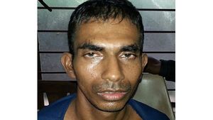 പുലര്‍ച്ചേ ചുമര്‍ തുരന്ന് വ്യാപാരസ്ഥാപനങ്ങളിൽ കവര്‍ച്ച;  രണ്ടാഴ്ചക്കിടേ വടക്കന്‍ ജില്ലകളില്‍ നടത്തിയത് പത്തോളം കവർച്ചകൾ, സംഘം തലവന്‍ തൊരപ്പന്‍ സന്തോഷടക്കം നാലു പേരെ പോലീസ് 'പൊക്കി'!