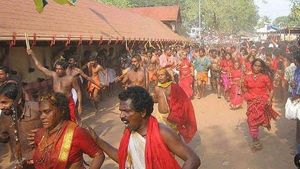 കൊടുങ്ങല്ലൂര്‍ ക്ഷേത്രത്തില്‍ കാവുതീണ്ടലും ഭരണിയും; നിരോധനാജ്ഞ പ്രഖ്യാപിച്ചു, കര്‍ശന നടപടി