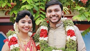 4 വര്‍ഷത്തെ പ്രണയവും വരന്‍റെ വീട്ടില്‍ ഒന്നര മാസം ക്വാറന്‍റീനും;ഒടുവില്‍ ഉജ്ജ്വലിനും ഹേതലിനും വിവാഹം