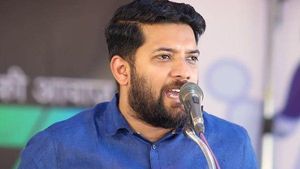   ഷാഫി പറമ്പിലിന് കൊറോണയെന്ന് വ്യാജസന്ദേശം പ്രചരിപ്പിച്ചയാൾ അറസ്റ്റിൽ,  സംഭവം തൃശൂരിൽ!! 