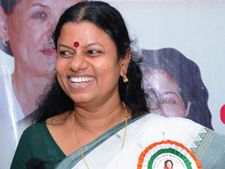  ബിന്ദു കൃഷ്ണയ്‌ക്കെതിരെ കോണ്‍ഗ്രസില്‍ പൊട്ടിത്തെറി, ഡിസിസി ഓഫീസിൽ 'സേവ് കോണ്‍ഗ്രസ്' പോസ്റ്റര്‍