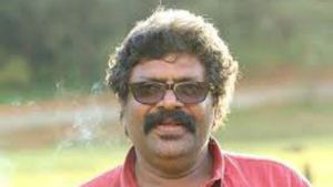 അലി അക്ബറിന്റെ വാരിയംകുന്നന്‍ തരംഗമാകുന്നു.... 2 ദിവസം കൊണ്ട് പിരിഞ്ഞ് കിട്ടിയത് 16 ലക്ഷം!!
