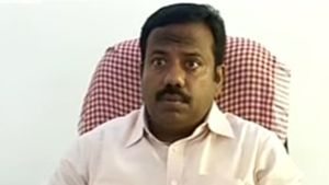  സക്കീര്‍ ഹുസൈനെ സിപിഎം ആറ് മാസത്തേക്ക് സസ്‌പെന്റ് ചെയ്തു