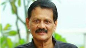 മലയാള സിനിമയിലും സ്വര്‍ണക്കടത്ത് പണമുണ്ട്, ബിഗ് ബജറ്റ് ചിത്രങ്ങളെ കുറ്റപ്പെടുത്തി സിയാദ് കോക്കര്‍!!