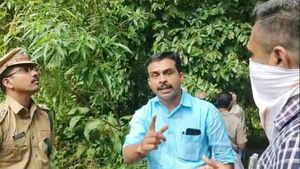 വനംവകുപ്പാണെന്നൊന്നും നോക്കില്ല... കെട്ടിയിട്ട് തല്ലുമെന്ന് സിപിഐ നേതാവ്, ഒടുവില്‍ സംഭവിച്ചത്!!