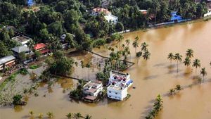 മീനച്ചിലാര്‍ കരകവിഞ്ഞ് ഒഴുകുന്നു....കോട്ടയത്ത് പ്രളയ ഭീതി, മലയോര മേഖലയില്‍ ഉരുള്‍പ്പൊട്ടലും!!
