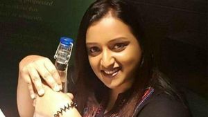 സര്‍ക്കാരിലെ ഉന്നതന്‍ രണ്ടുതവണ സ്വപ്‌നയ്ക്ക് സന്ദേശമയച്ചു; ഒന്നിന് മറുപടി, വിശദാംശങ്ങള്‍ പുറത്ത്
