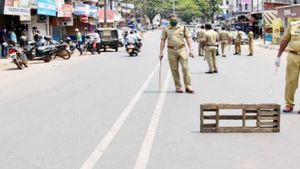 കൊവിഡ് സൂപ്പർ സ്പ്രഡിന്റെ വക്കിൽ; തൃശൂർ ജില്ലയിൽ നിരോധനാജ്ഞ 15 ദിവസം കൂടി നീട്ടി