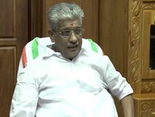 ജനങ്ങള്‍ അസ്വസ്ഥരെന്ന് ജി സുകുമാരന്‍ നായര്‍; തിരഞ്ഞെടുപ്പ് ഫലം ജനാധിപത്യത്തിന്റെ വിജയമാകണം