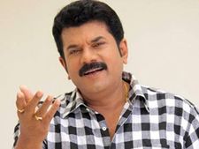 'സ്വർണ്ണക്കടത്തൊക്കെ എല്ലാവർക്കും മനസ്സിലായി', ഇടതുപക്ഷം ചരിത്രം ആവർത്തിക്കുമെന്ന് മുകേഷ്