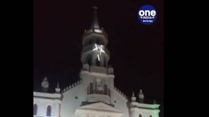  ക്രിസ്തുമസിനായി തയ്യാറെടുത്ത് ആലപ്പുഴ മൗണ്ട് കാര്‍മ്മല്‍ കത്തീഡ്രല്‍, ഇക്കുറി നാല് കുര്‍ബാനകള്‍