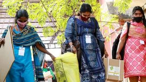 വോട്ട് ചെയ്യാന്‍ പേന ഉപയോഗിക്കരുത്; മലപ്പുറം നാളെ ബൂത്തിലേക്ക്, സുരക്ഷയ്ക്ക് 6190 പോലീസുകാര്‍