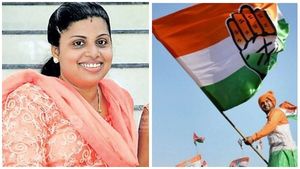 കോട്ടയത്ത് വന്‍ ട്വിസ്റ്റ്; വിമതയുടെ പിന്തുണ കോണ്‍ഗ്രസിന്, ഡിസിസി ഓഫീസിലെത്തി, ആവശ്യം ഇങ്ങനെ