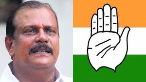 യുഡിഎഫിൽ കയറിപറ്റാൻ ഉറച്ച് പിസി ജോർജ്ജ്;'കോൺഗ്രസിനെ പിന്തുണയ്ക്കാം,വേണ്ടെന്ന് പറയുന്നത് അപഹാസ്യം'